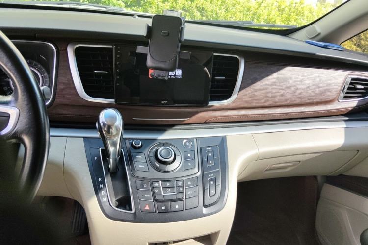 Used Buick GL8 2017 25S Comfort Version China V Standard Audio And AC Panel