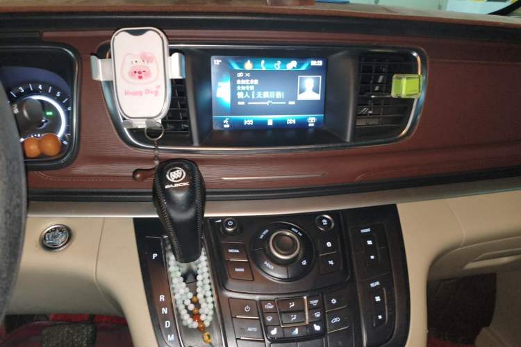 Used Buick GL8 2017 25S Comfort Version China V Standard Audio And AC Panel
