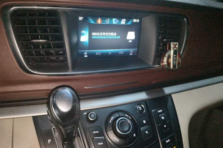 Used Buick GL8 2017 25S Comfort Version China V Standard Audio And AC Panel