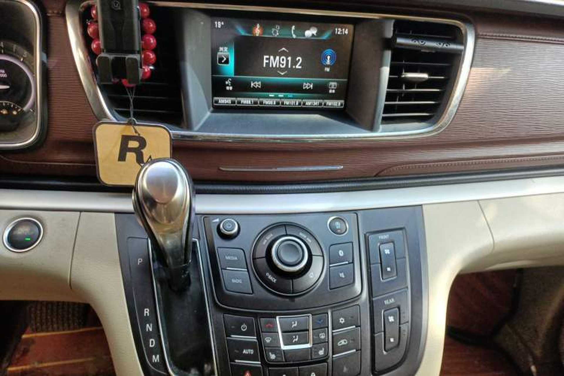 Used Buick GL8 2017 25S Prestige Version China V Standard Audio And AC Panel