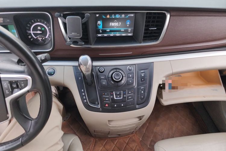 Used Buick GL8 2017 25S Luxury Version China V Standard Audio And AC Panel