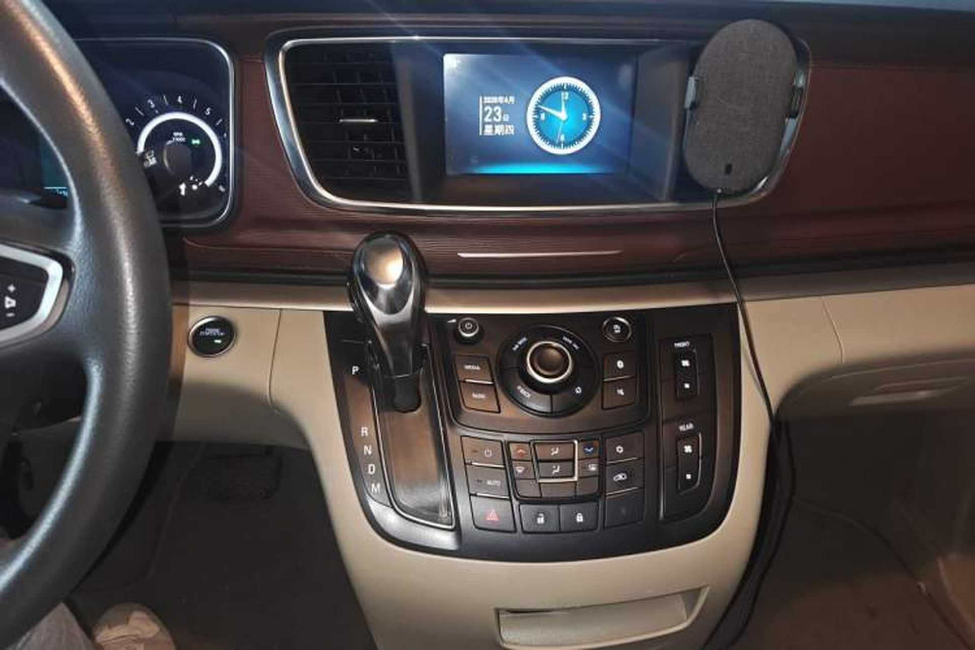 Used Buick GL8 2017 25S Comfort Version China V Standard Audio And AC Panel