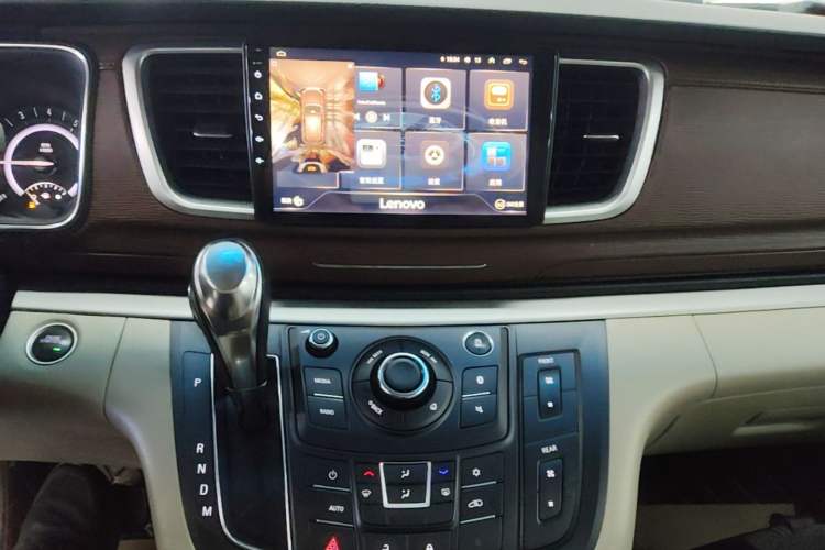 Used Buick GL8 2017 25S Comfort Version China V Standard Audio And AC Panel