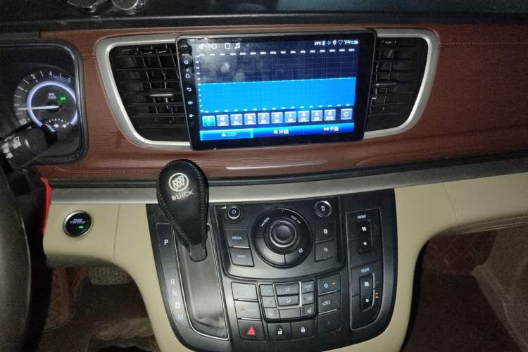 Used Buick GL8 2017 25S Prestige Version China V Standard Audio And AC Panel
