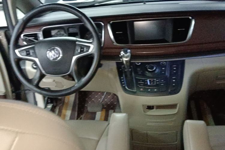 Used Buick GL8 2017 25S Luxury Version China V Standard Center Console