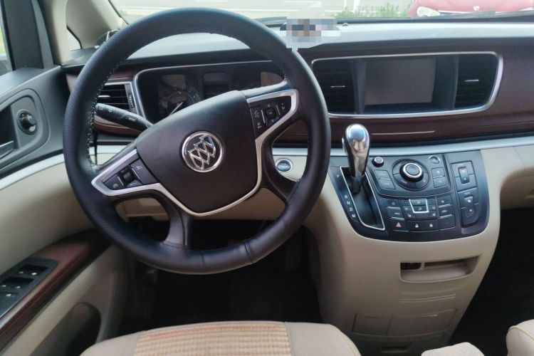 Used Buick GL8 2017 25S Prestige Version China V Standard Center Console