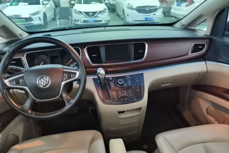 Used Buick GL8 2017 25S Prestige Version China V Standard Center Console