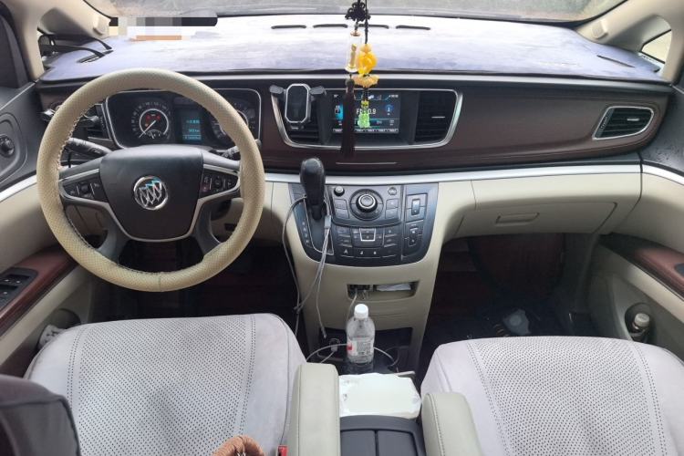 Used Buick GL8 2017 25S Comfort Version China V Standard Center Console