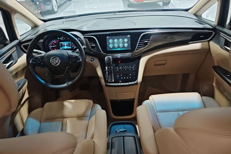 Used Buick GL8 2017 ES 28T Flagship Model China V Standard Center Console