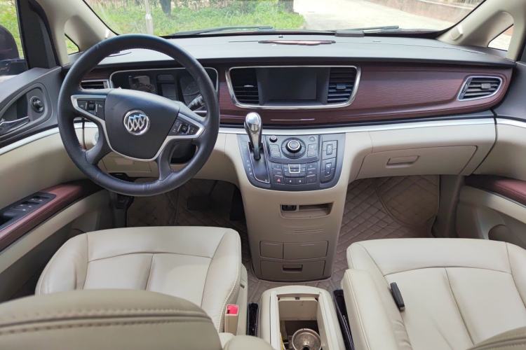 Used Buick GL8 2017 25S Luxury Version China V Standard Center Console