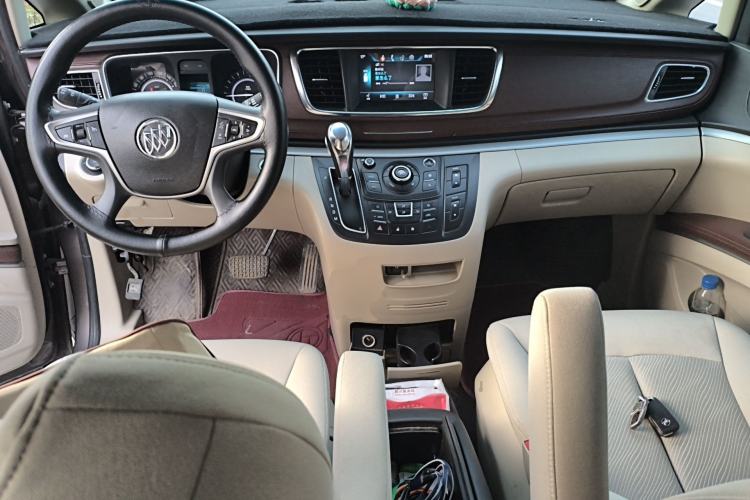 Used Buick GL8 2017 25S Comfort Version China V Standard Center Console