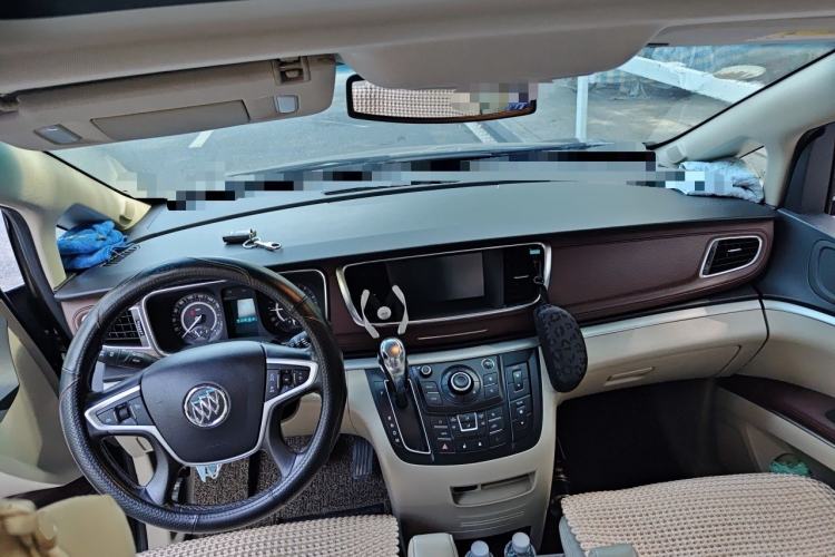 Used Buick GL8 2017 25S Luxury Version China V Standard Center Console