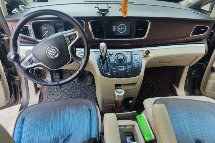 Used Buick GL8 2017 25S Luxury Version China V Standard Center Console