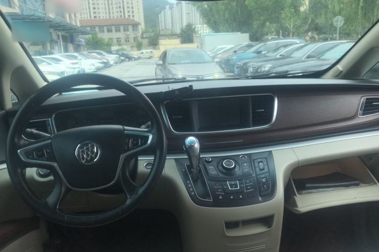 Used Buick GL8 2017 25S Luxury Version China V Standard Center Console