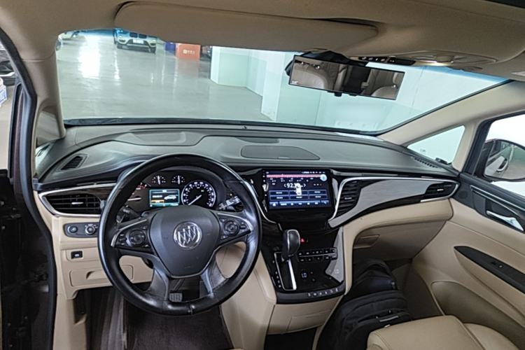 Used Buick GL8 2017 ES 28T Luxury Model China V Standard Center Console