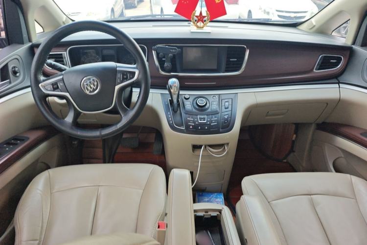 Used Buick GL8 2017 25S Prestige Version China V Standard Center Console