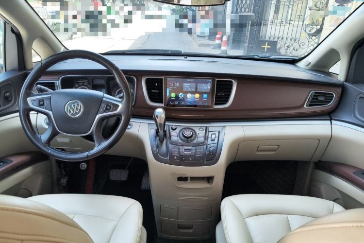 Used Buick GL8 2017 25S Comfort Version China V Standard Center Console