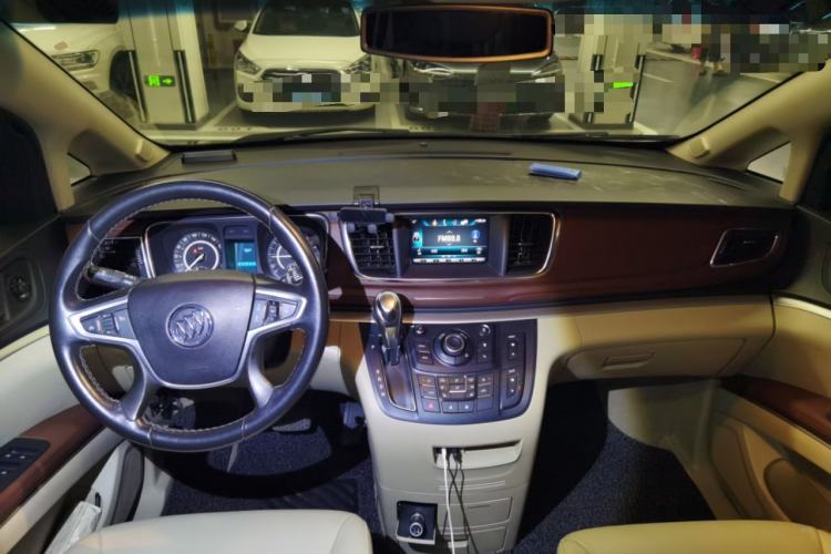 Used Buick GL8 2017 25S Prestige Version China V Standard Center Console