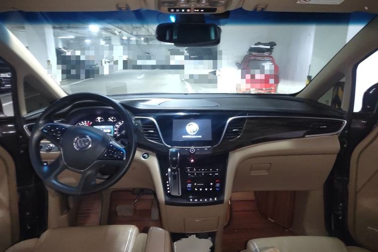 Used Buick GL8 2017 ES 28T Flagship Model China V Standard Center Console