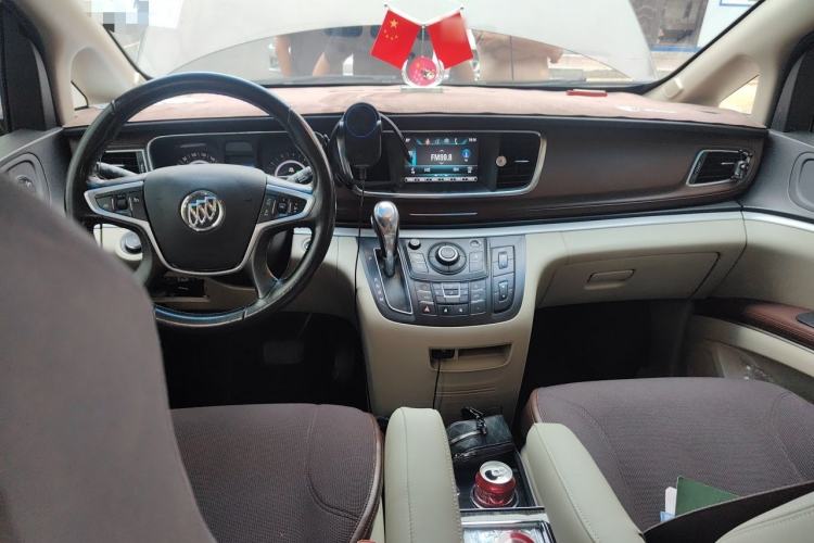 Used Buick GL8 2017 25S Luxury Version China V Standard Center Console