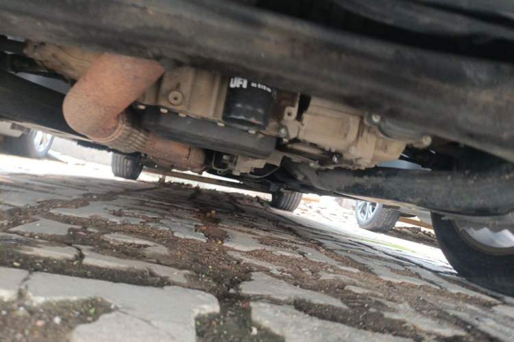 Used Buick GL8 2017 ES 28T Comfort Model China V Standard Chassis Front