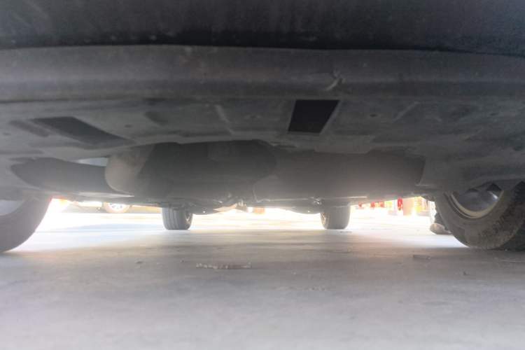 Used Buick GL8 2017 ES 28T Premium Version China V Standard Chassis Front