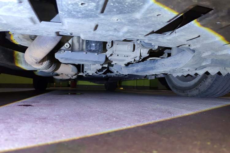 Used Buick GL8 2017 ES 28T Premium Version China V Standard Chassis Front