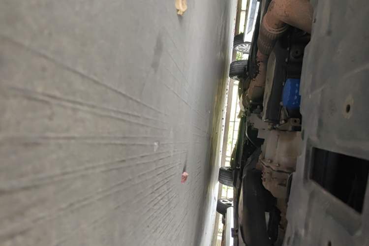 Used Buick GL8 2017 ES 28T Comfort Model China V Standard Chassis Front