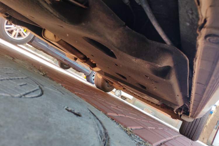 Used Buick GL8 2017 25S Comfort Version China V Standard Chassis Front Left