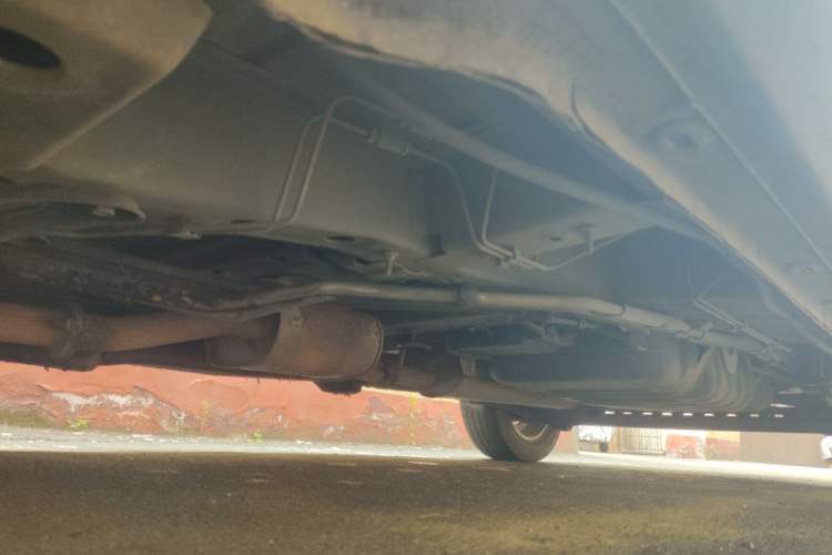 Used Buick GL8 2017 25S Luxury Version China V Standard Chassis Front Left