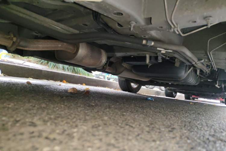 Used Buick GL8 2017 25S Comfort Version China V Standard Chassis Front Left