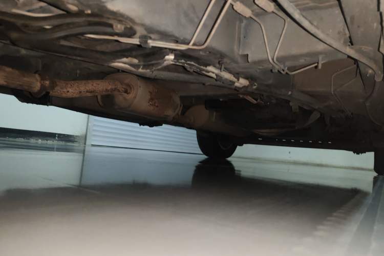 Used Buick GL8 2017 25S Comfort Version China V Standard Chassis Front Left