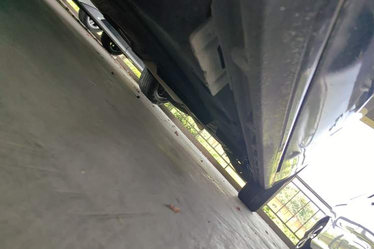 Used Buick GL8 2017 ES 28T Comfort Model China V Standard Chassis Front Left