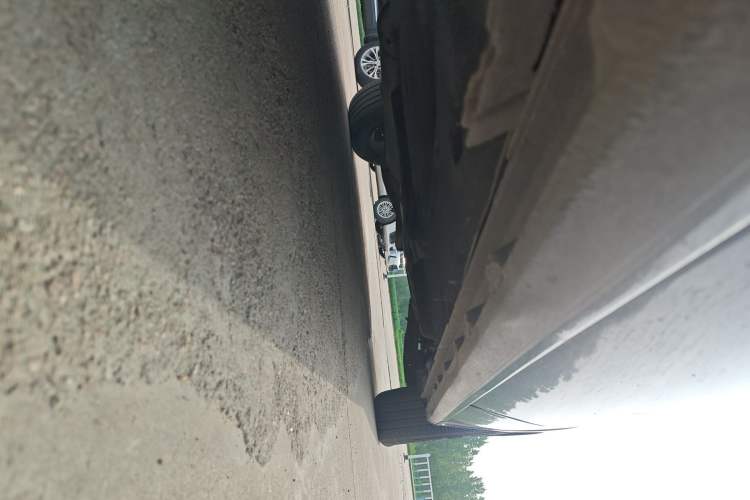 Used Buick GL8 2017 ES 28T Premium Version China V Standard Chassis Front Left