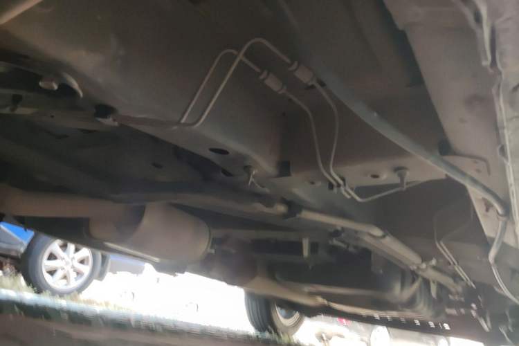 Used Buick GL8 2017 25S Comfort Version China V Standard Chassis Front Left