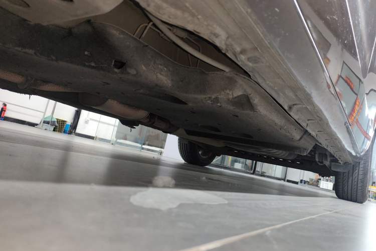 Used Buick GL8 2017 25S Comfort Version China V Standard Chassis Front Left