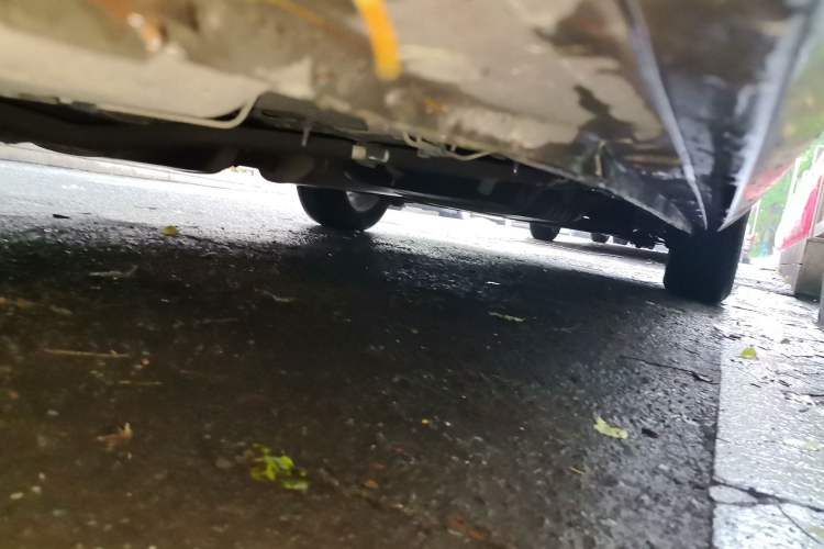 Used Buick GL8 2017 25S Luxury Version China V Standard Chassis Front Left