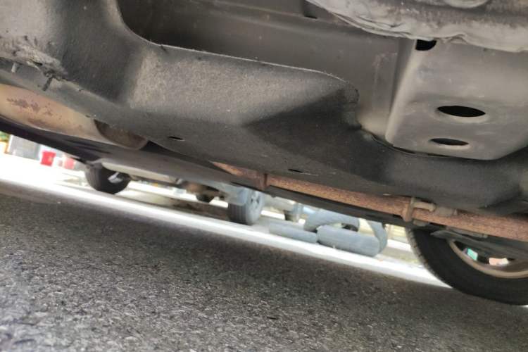 Used Buick GL8 2017 25S Luxury Version China V Standard Chassis Front Right