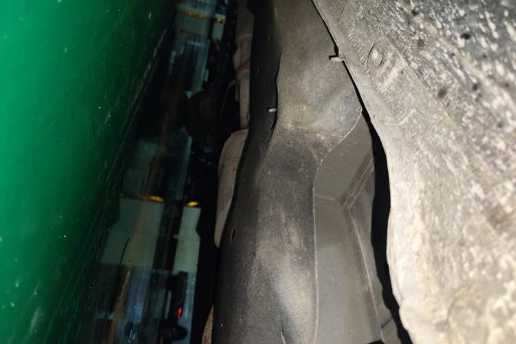 Used Buick GL8 2017 25S Comfort Version China V Standard Chassis Front Right