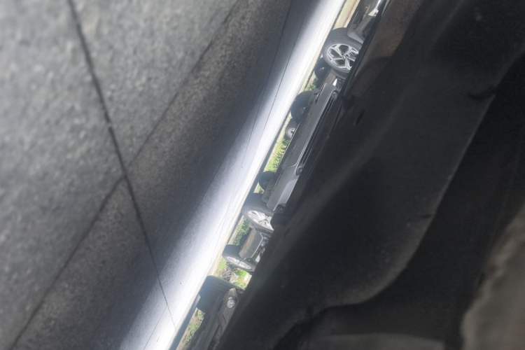 Used Buick GL8 2017 25S Luxury Version China V Standard Chassis Front Right