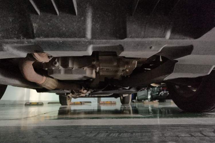 Used Buick GL8 2017 25S Prestige Version China V Standard Chassis Front