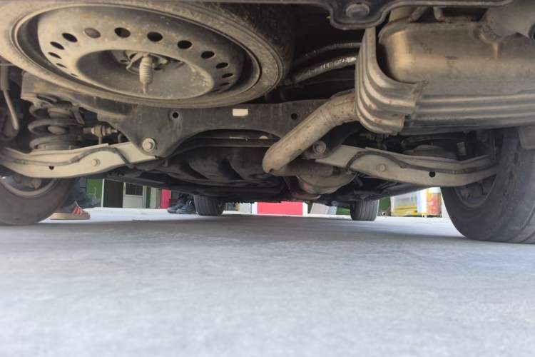Used Buick GL8 2017 ES 28T Premium Version China V Standard Chassis Rear