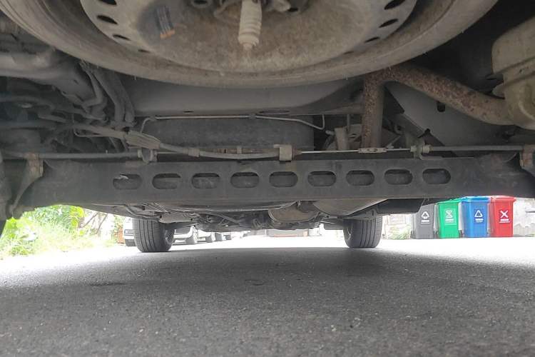Used Buick GL8 2017 25S Comfort Version China V Standard Chassis Rear