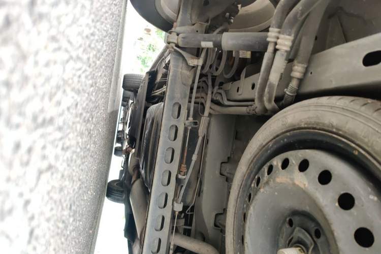 Used Buick GL8 2017 25S Comfort Version China V Standard Chassis Rear