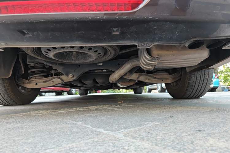 Used Buick GL8 2017 ES 28T Flagship Model China V Standard Chassis Rear