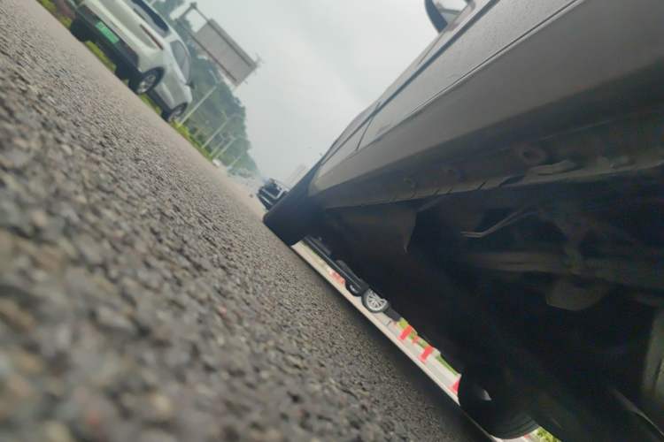 Used Buick GL8 2017 25S Luxury Version China V Standard Chassis Rear Left