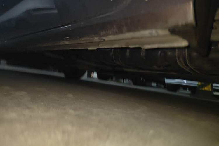 Used Buick GL8 2017 ES 28T Luxury Model China V Standard Chassis Rear Left