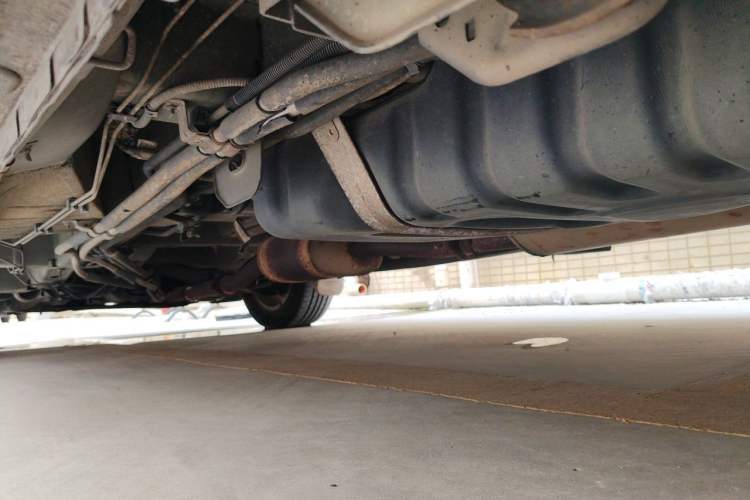 Used Buick GL8 2017 25S Luxury Version China V Standard Chassis Rear Left