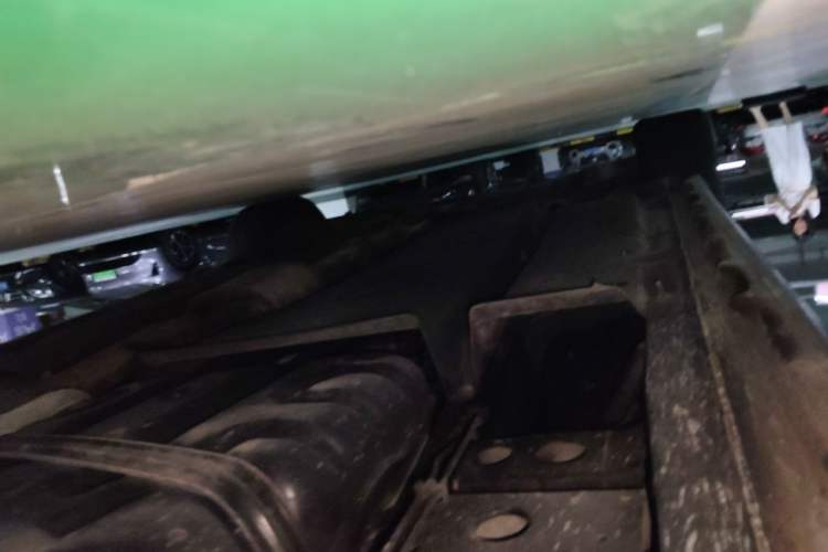 Used Buick GL8 2017 ES 28T Luxury Model China V Standard Chassis Rear Left