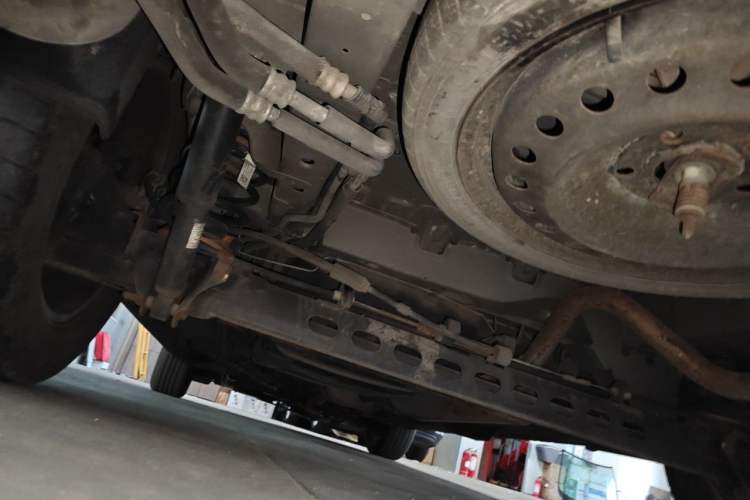 Used Buick GL8 2017 25S Luxury Version China V Standard Chassis Rear Left